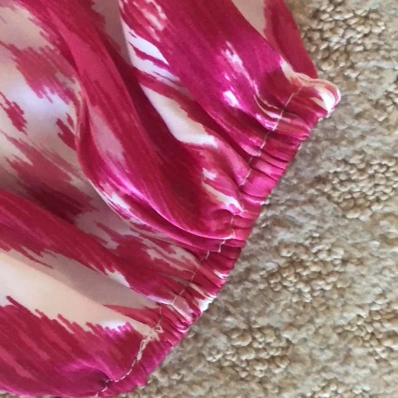 Hot in Hollywood | Women's cold shoulder ruffle top tunic - Picture 11 of 14